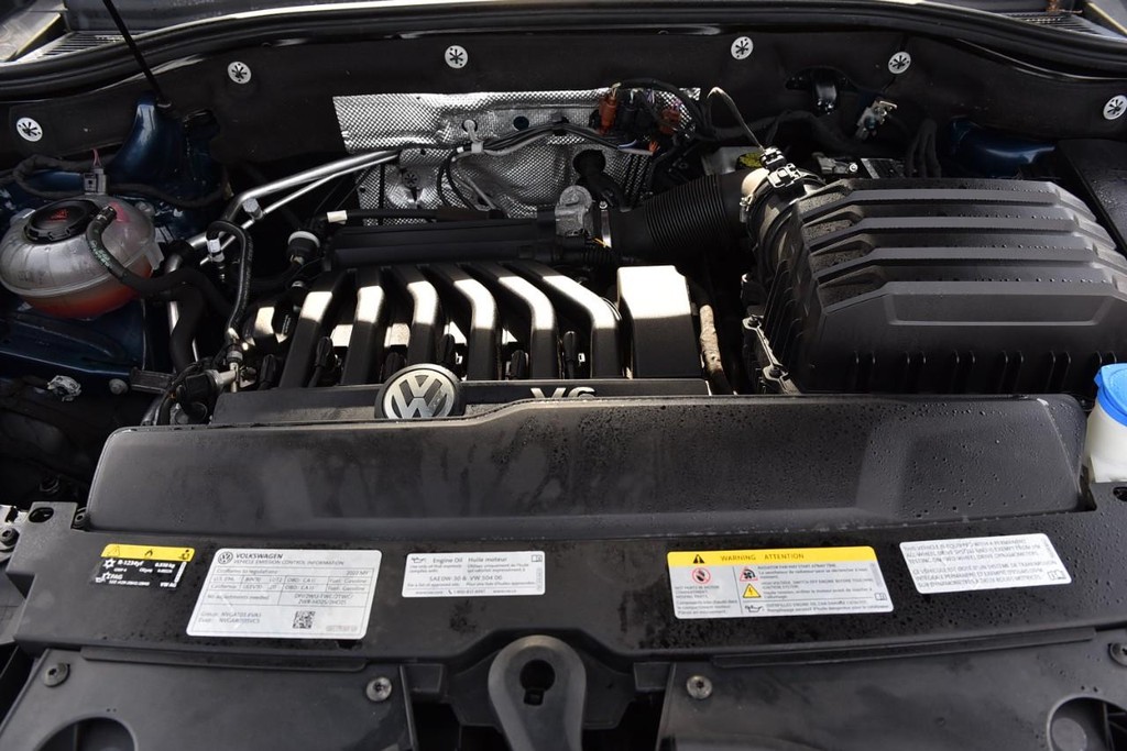 Volkswagen Atlas Cross Sport Vehicle Full-screen Gallery Image 27