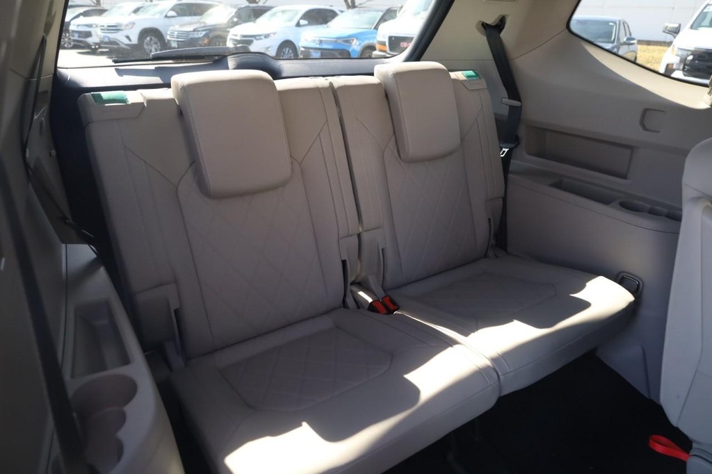 Volkswagen Atlas Vehicle Full-screen Gallery Image 23