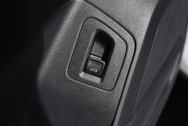 Volkswagen Atlas Vehicle Image 09