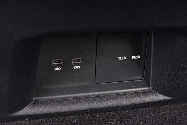 Volkswagen Atlas Vehicle Image 24