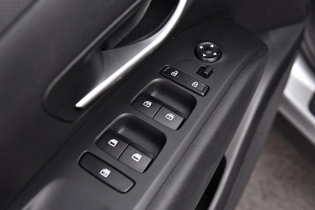 Hyundai Tucson Vehicle Full-screen Gallery Image 8