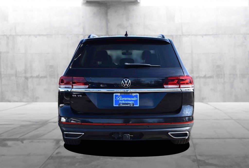 Volkswagen Atlas Vehicle Full-screen Gallery Image 6