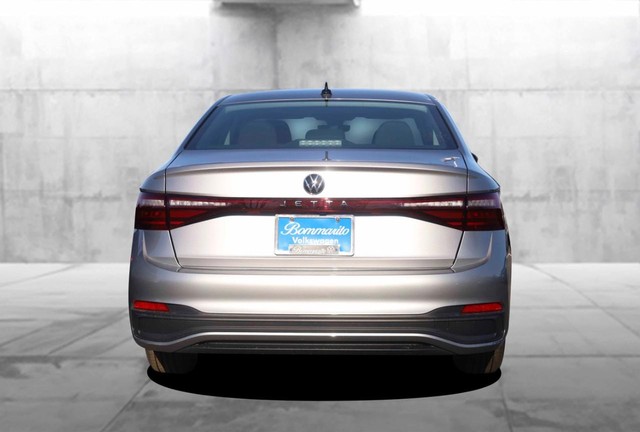 Volkswagen Jetta Vehicle Image 06