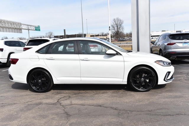 Volkswagen Jetta Vehicle Image 05