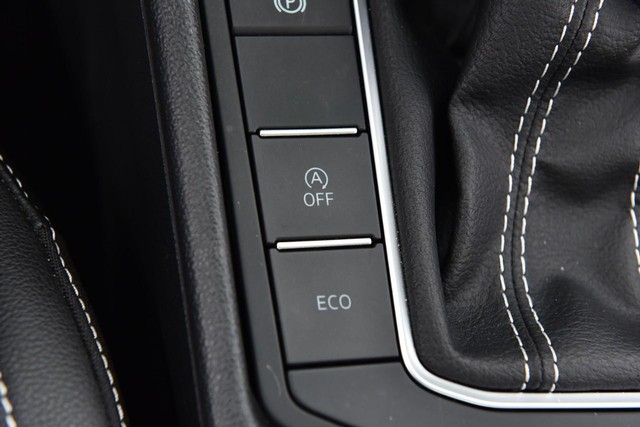 Volkswagen Jetta Vehicle Image 18