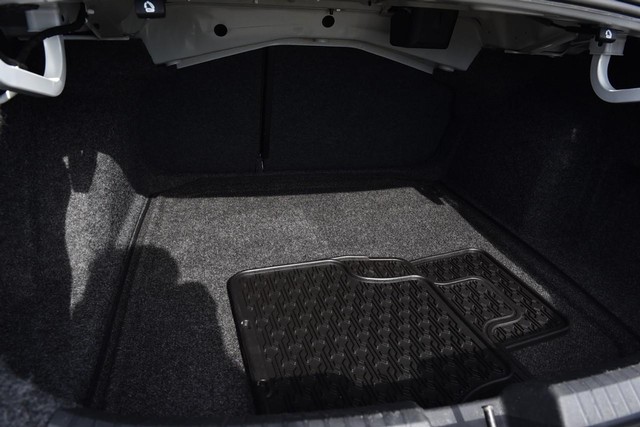 Volkswagen Jetta Vehicle Image 24