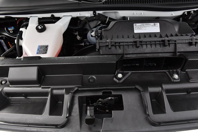 GMC Savana Cargo Van Vehicle Image 20