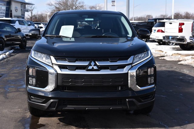 Mitsubishi Outlander Sport Vehicle Image 04