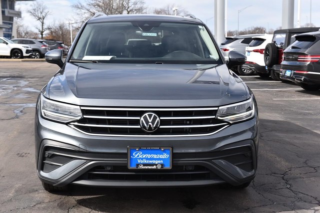 Volkswagen Tiguan Vehicle Image 04
