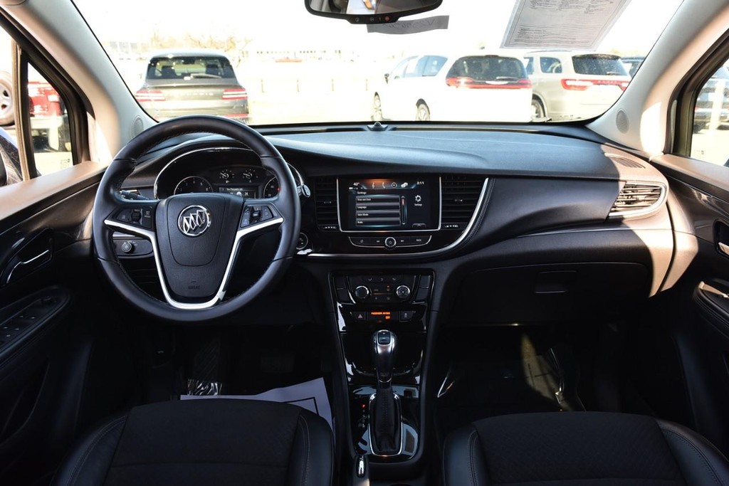 Buick Encore Vehicle Full-screen Gallery Image 07