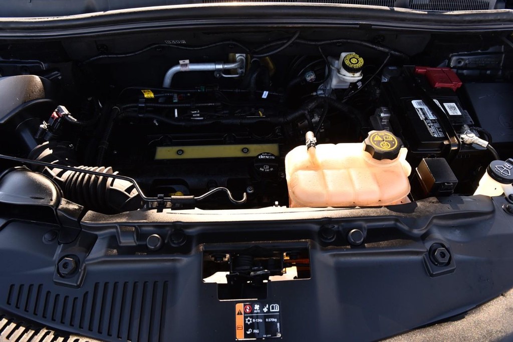 Buick Encore Vehicle Full-screen Gallery Image 20