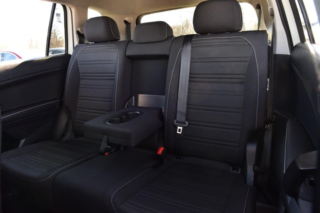 Volkswagen Tiguan Vehicle Image 20