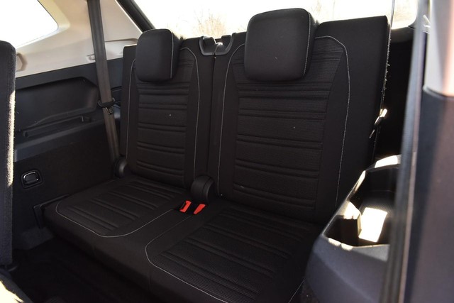 Volkswagen Tiguan Vehicle Image 22