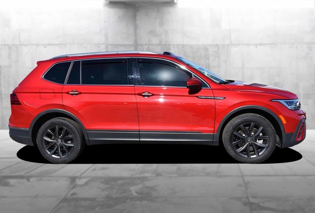 Volkswagen Tiguan Vehicle Image 05