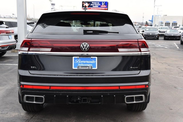 Volkswagen Atlas Cross Sport Vehicle Image 06