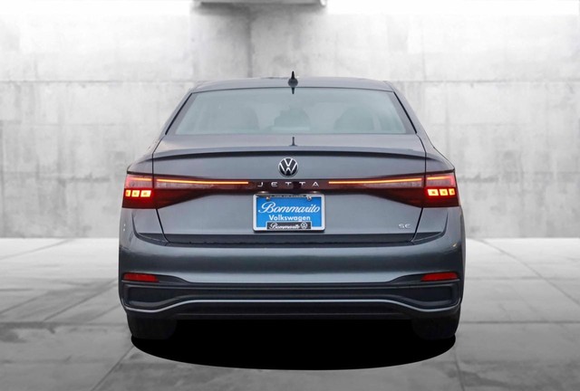 Volkswagen Jetta Vehicle Image 06