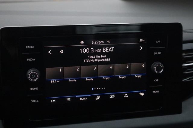 Volkswagen Jetta Vehicle Image 14