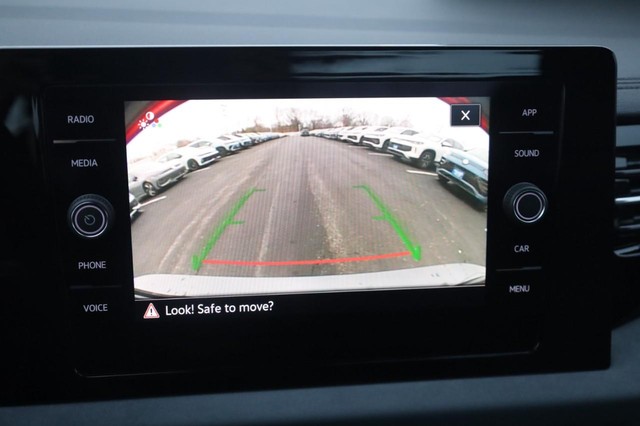 Volkswagen Jetta Vehicle Image 15