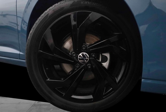 Volkswagen Jetta Vehicle Image 03