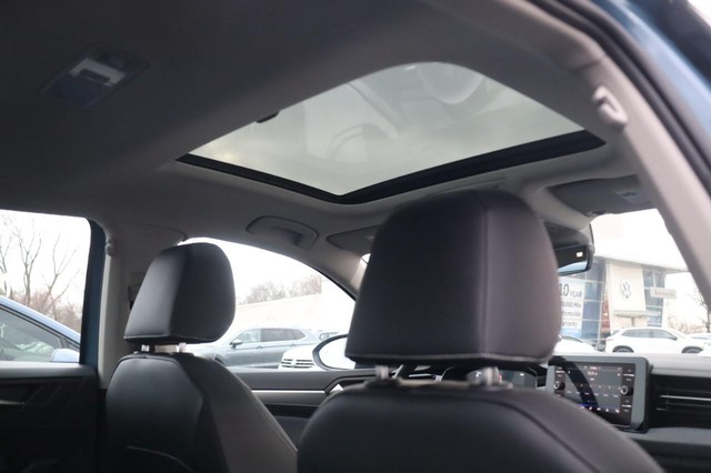 Volkswagen Jetta Vehicle Image 22