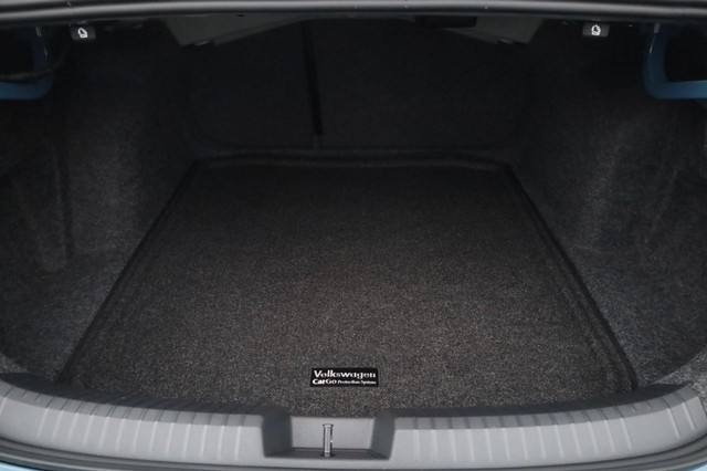 Volkswagen Jetta Vehicle Image 23