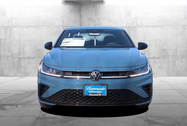 Volkswagen Jetta Vehicle Image 04