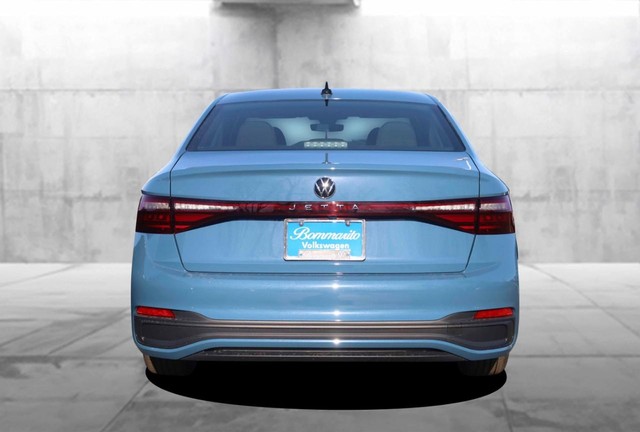 Volkswagen Jetta Vehicle Image 06