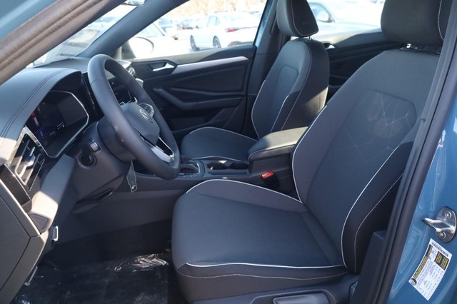 Volkswagen Jetta Vehicle Image 19