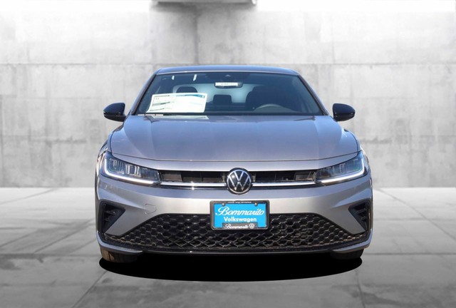 Volkswagen Jetta Vehicle Image 04