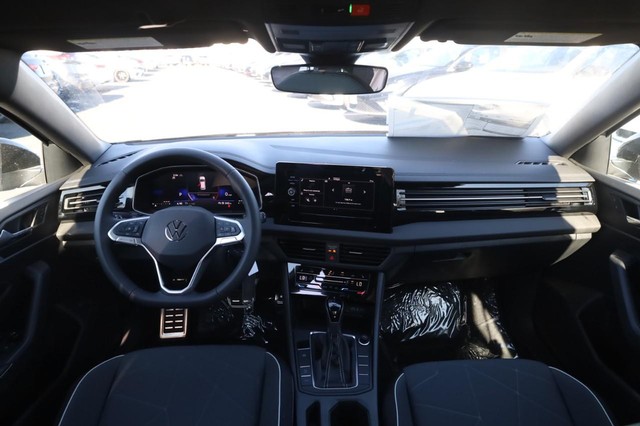 Volkswagen Jetta Vehicle Image 07