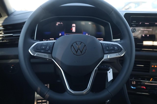 Volkswagen Jetta Vehicle Image 08