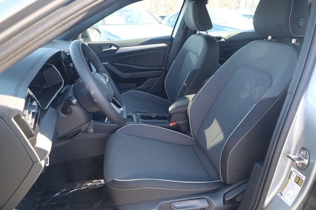 Volkswagen Jetta Vehicle Image 19