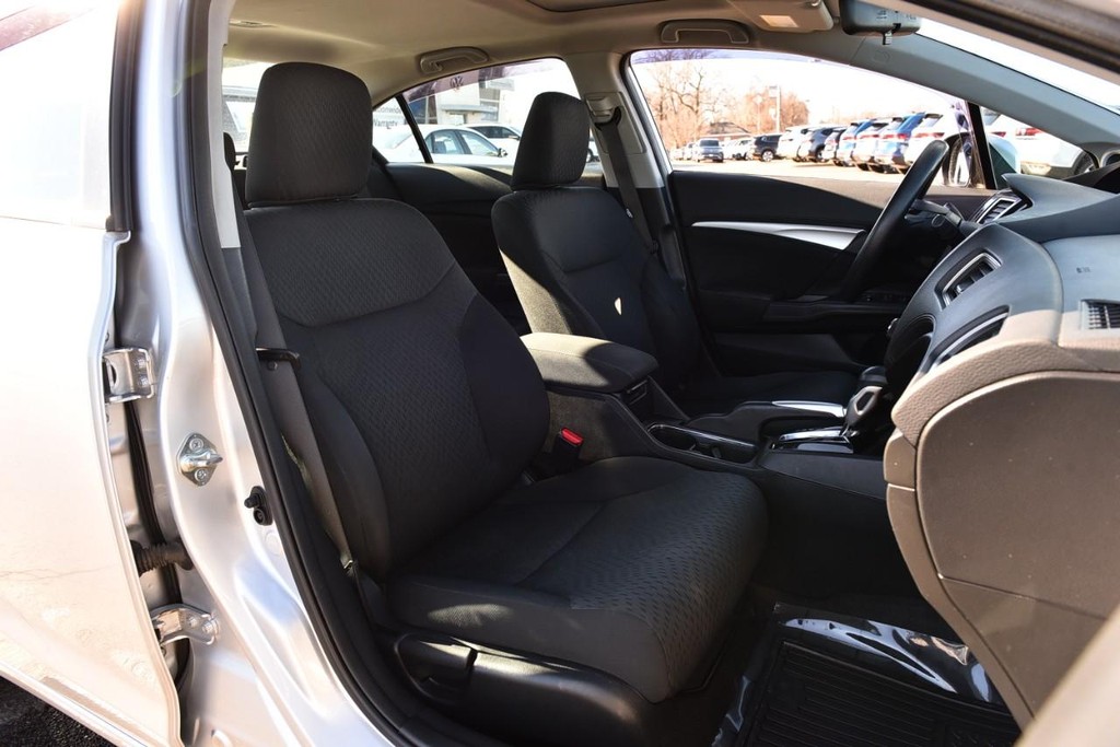 Honda Civic Sedan Vehicle Full-screen Gallery Image 21