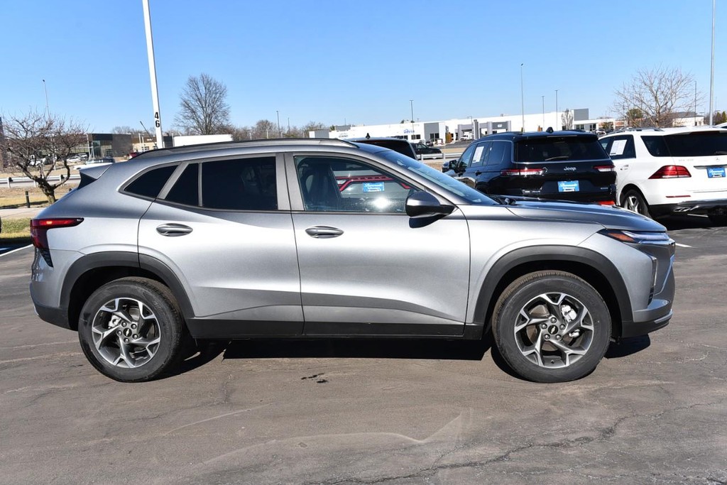 Chevrolet Trax Vehicle Full-screen Gallery Image 5