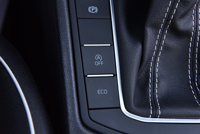 Volkswagen Jetta Vehicle Image 17