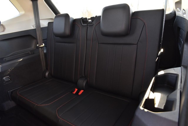 Volkswagen Tiguan Vehicle Image 25