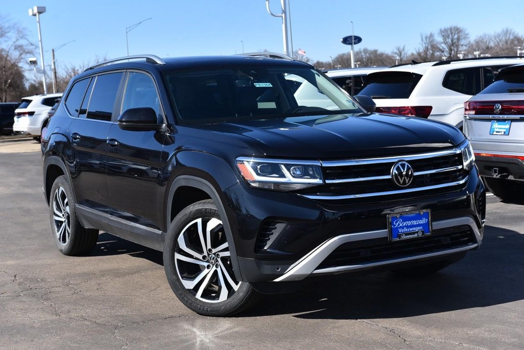 Volkswagen Atlas Vehicle Full-screen Gallery Image 2
