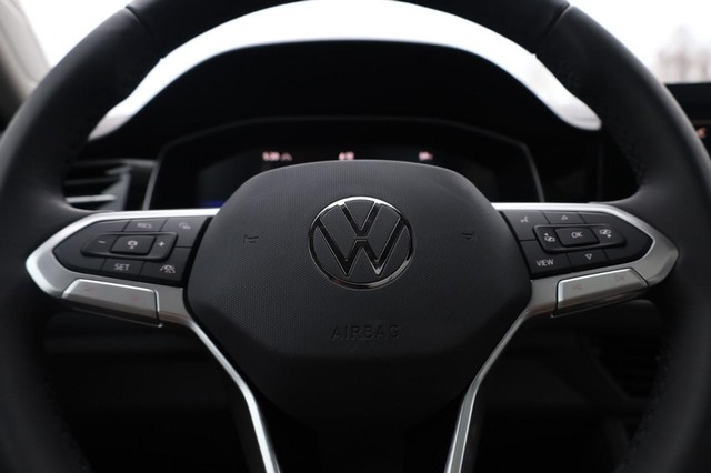 Volkswagen Jetta Vehicle Image 10