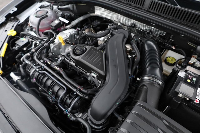 Volkswagen Jetta Vehicle Image 25