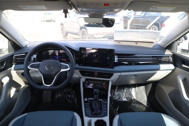 Volkswagen Jetta Vehicle Image 07