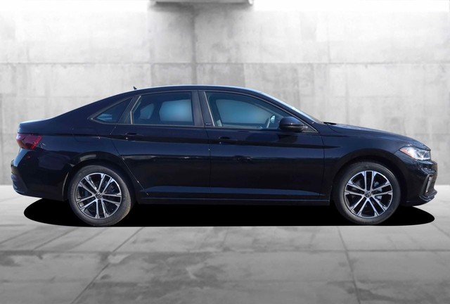 Volkswagen Jetta Vehicle Image 05