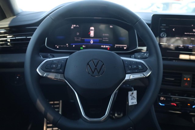 Volkswagen Jetta Vehicle Image 08