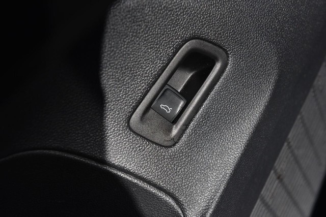 Volkswagen Atlas Vehicle Image 09