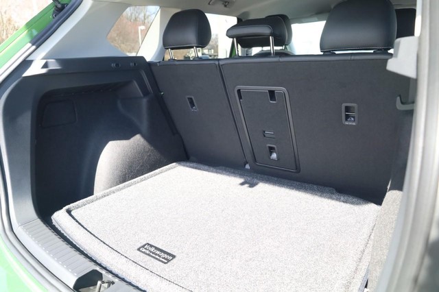 Volkswagen Taos Vehicle Image 22