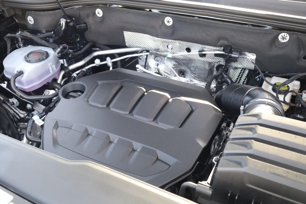 Volkswagen Atlas Vehicle Full-screen Gallery Image 26