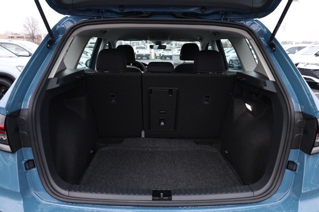 Volkswagen Taos Vehicle Image 07