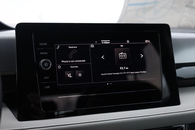 Volkswagen Taos Vehicle Image 11