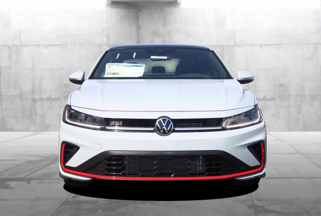 Volkswagen Jetta GLI Vehicle Image 04