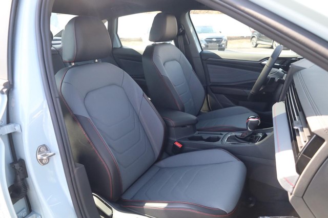 Volkswagen Jetta GLI Vehicle Image 22