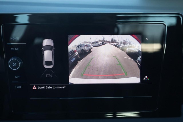 Volkswagen Jetta Vehicle Image 15